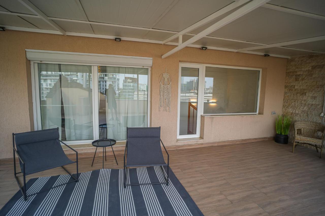 Penthouse With Huge Rooftop & Amazing City View Bucarest Exterior foto