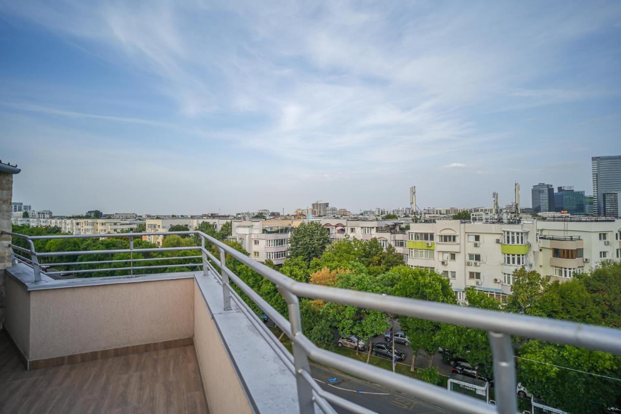 Penthouse With Huge Rooftop & Amazing City View Bucarest Exterior foto